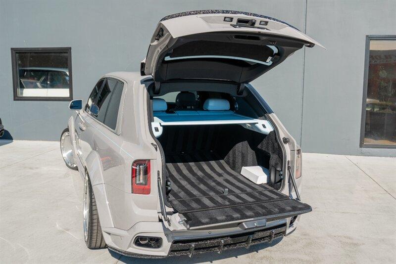 2025 Rolls-Royce Black Badge Cullinan