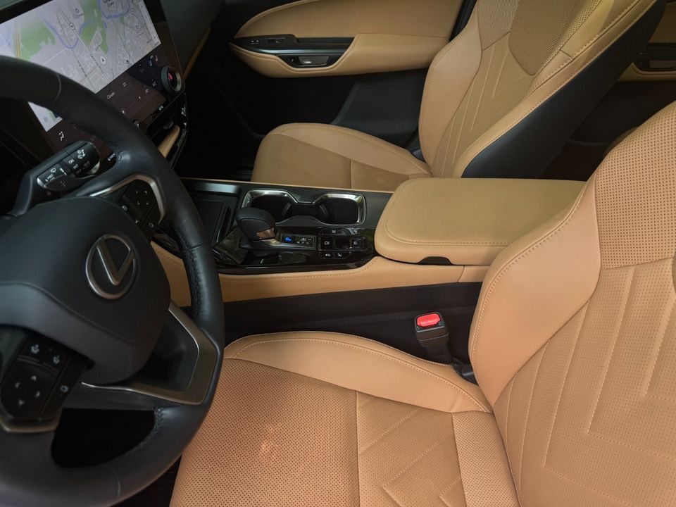 2025 Lexus NX 350h