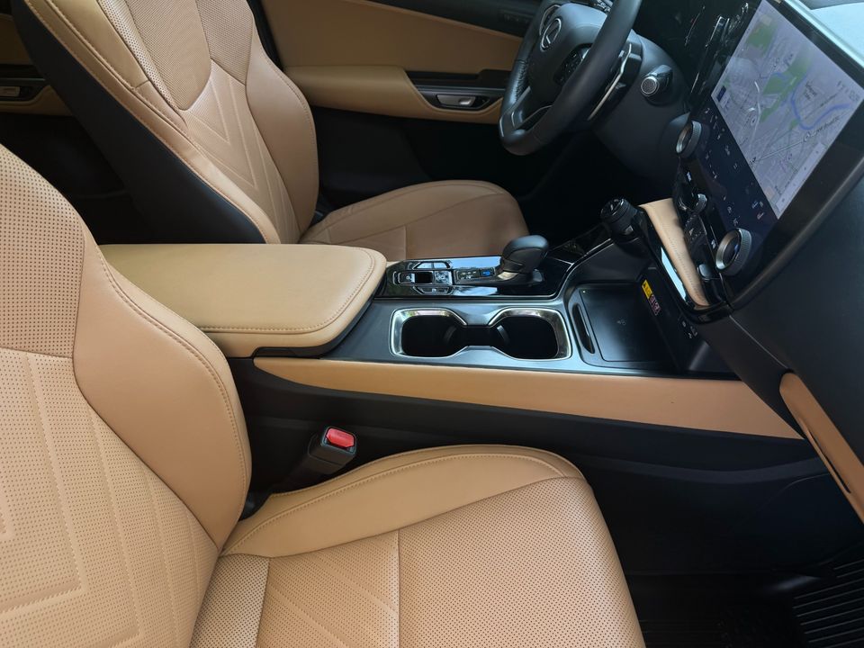 2025 Lexus NX 350h