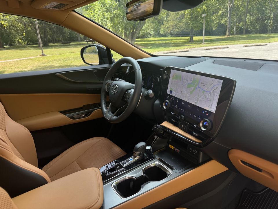 2025 Lexus NX 350h