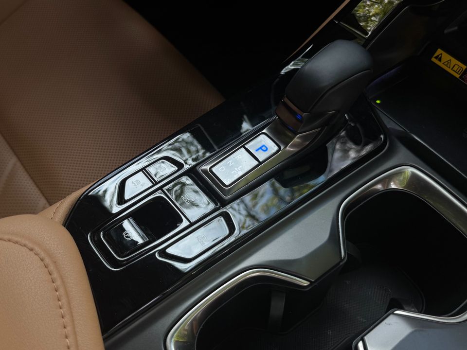 2025 Lexus NX 350h