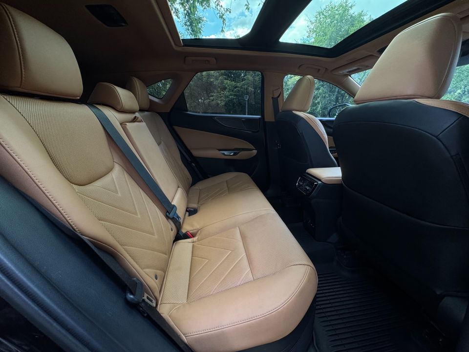 2025 Lexus NX 350h