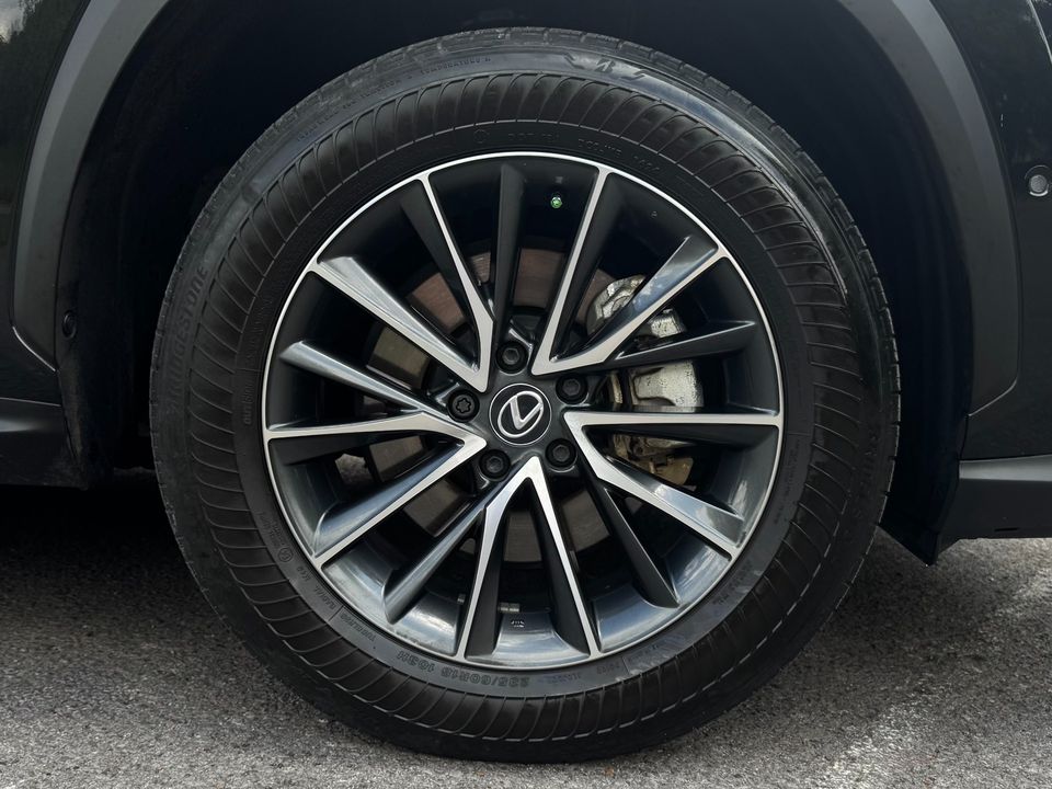 2025 Lexus NX 350h
