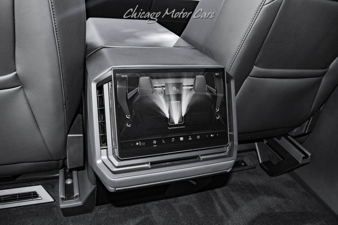 2024 Tesla Cybertruck