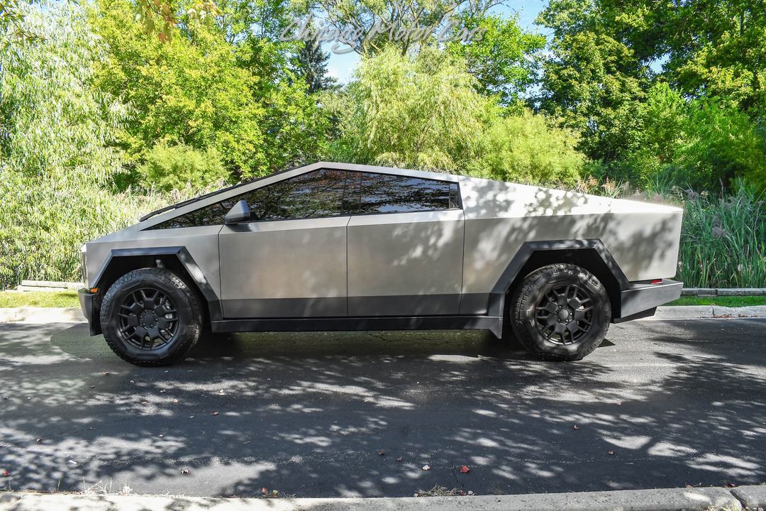 2024 Tesla Cybertruck