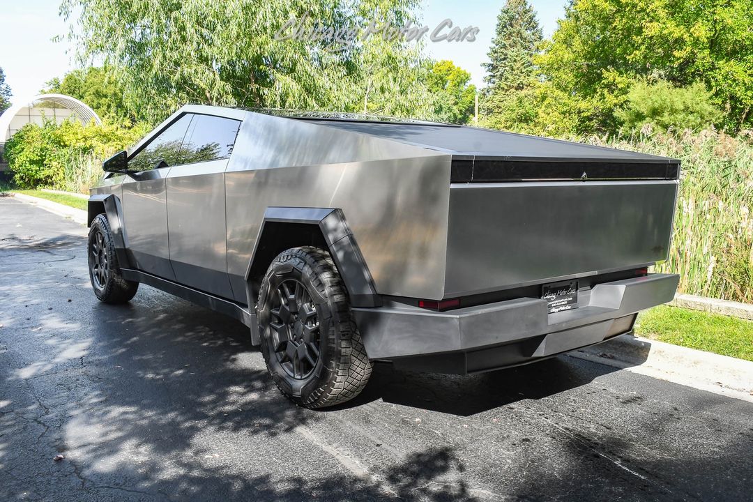 2024 Tesla Cybertruck