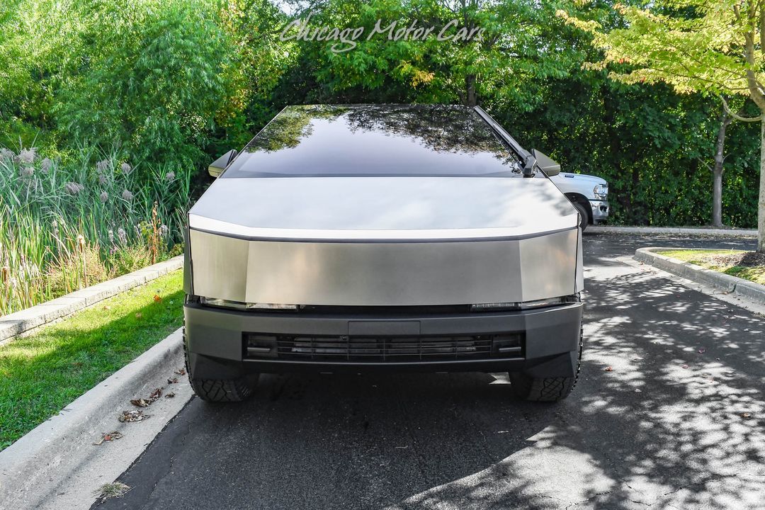 2024 Tesla Cybertruck