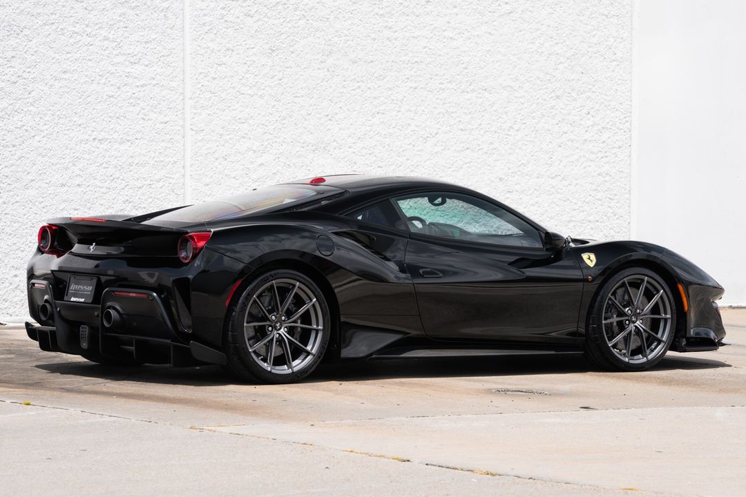 2020 Ferrari 488 Pista
