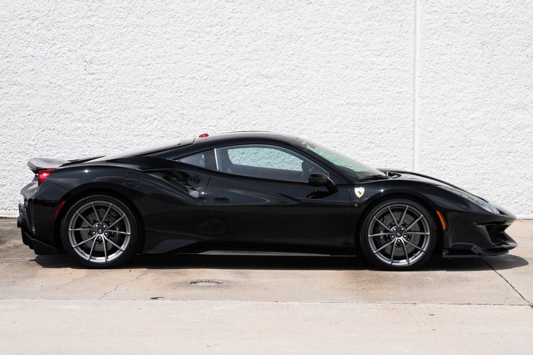 2020 Ferrari 488 Pista