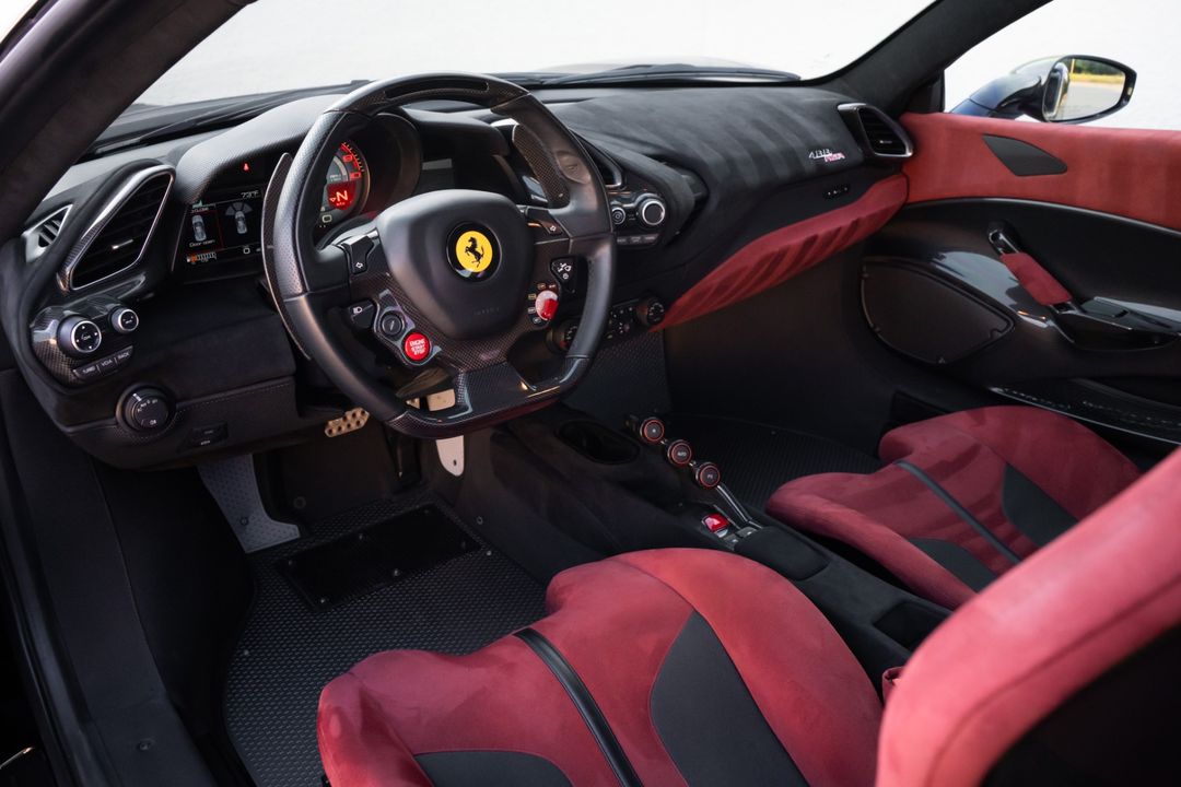 2020 Ferrari 488 Pista