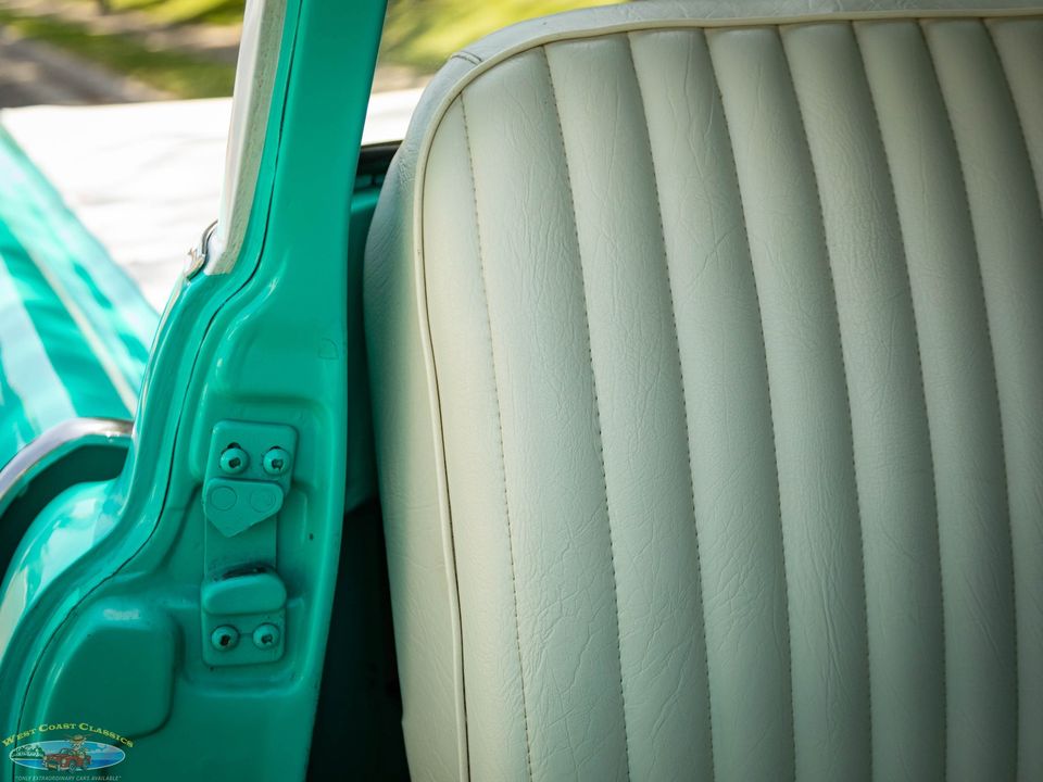 1957 Chevrolet Cameo Carrier 3124