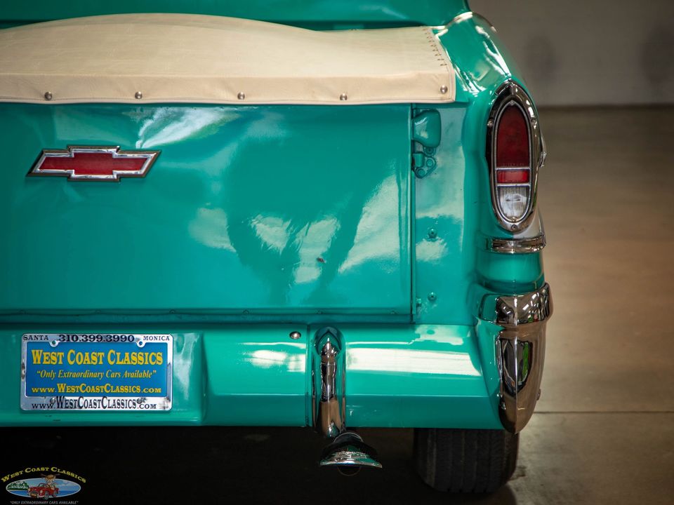 1957 Chevrolet Cameo Carrier 3124