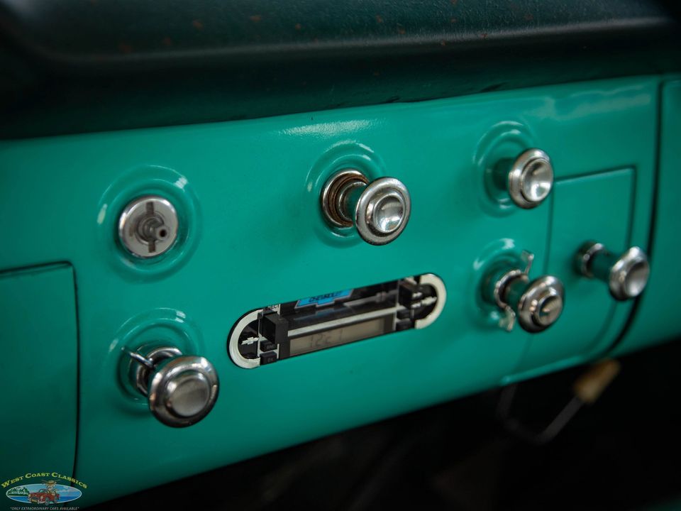 1957 Chevrolet Cameo Carrier 3124