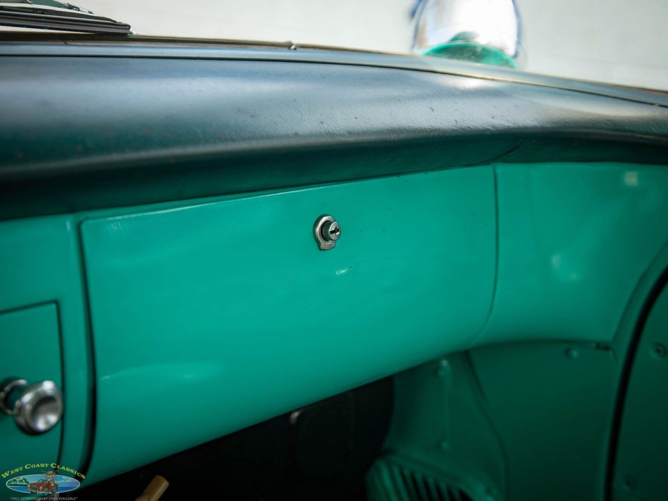 1957 Chevrolet Cameo Carrier 3124