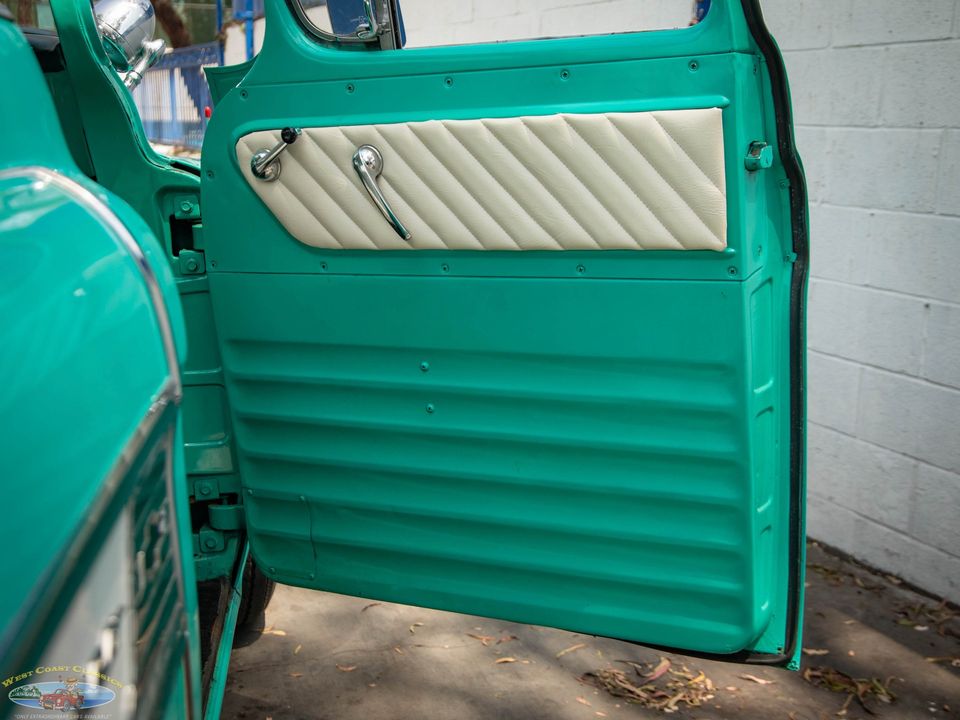 1957 Chevrolet Cameo Carrier 3124