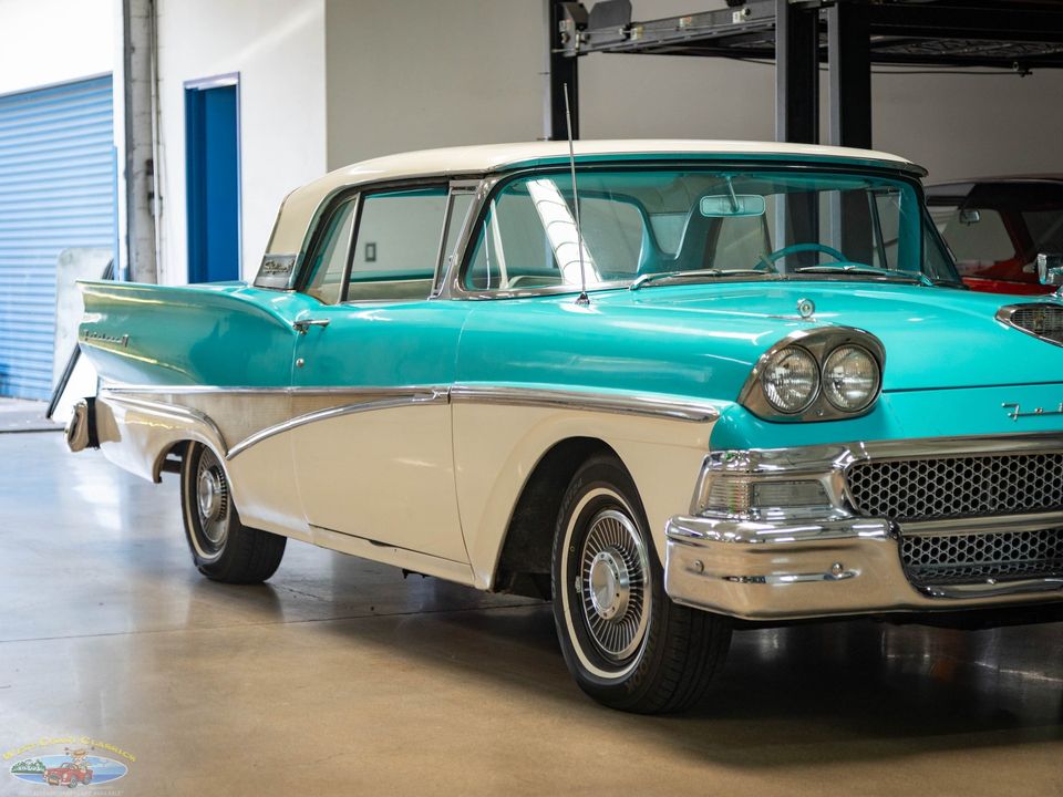 1958 Ford Fairlane 500 Skyliner Retractable 352/300HP V8