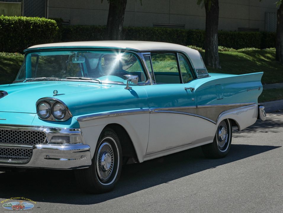 1958 Ford Fairlane 500 Skyliner Retractable 352/300HP V8