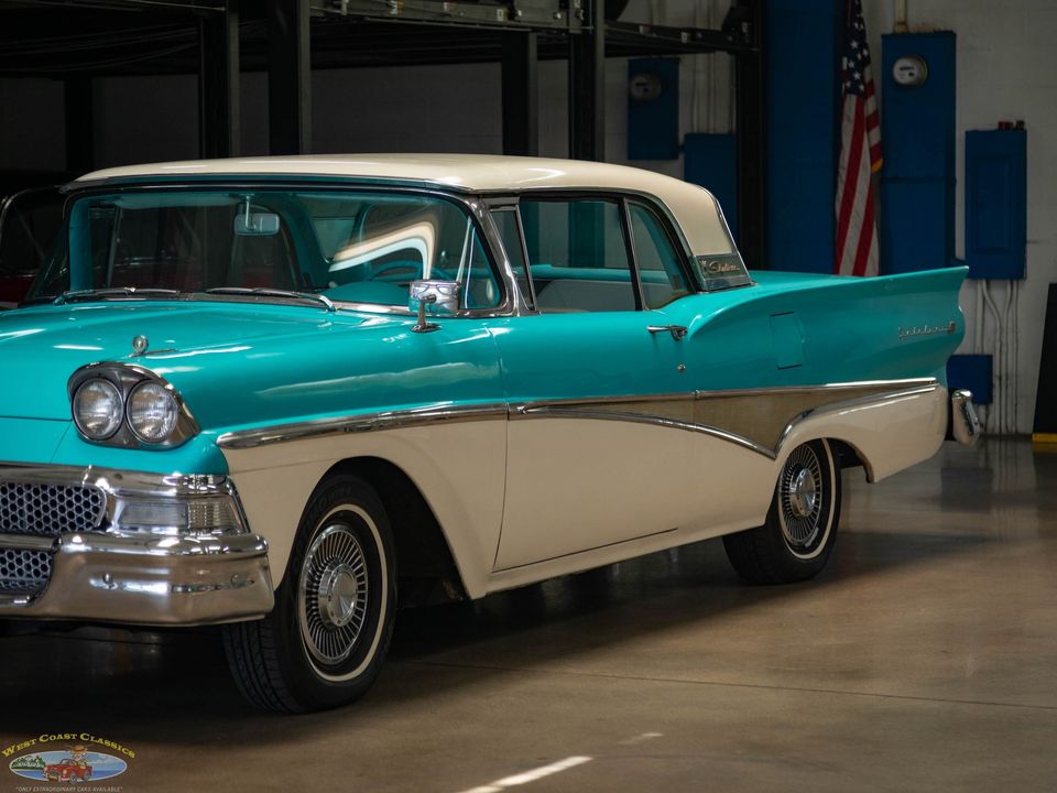 1958 Ford Fairlane 500 Skyliner Retractable 352/300HP V8