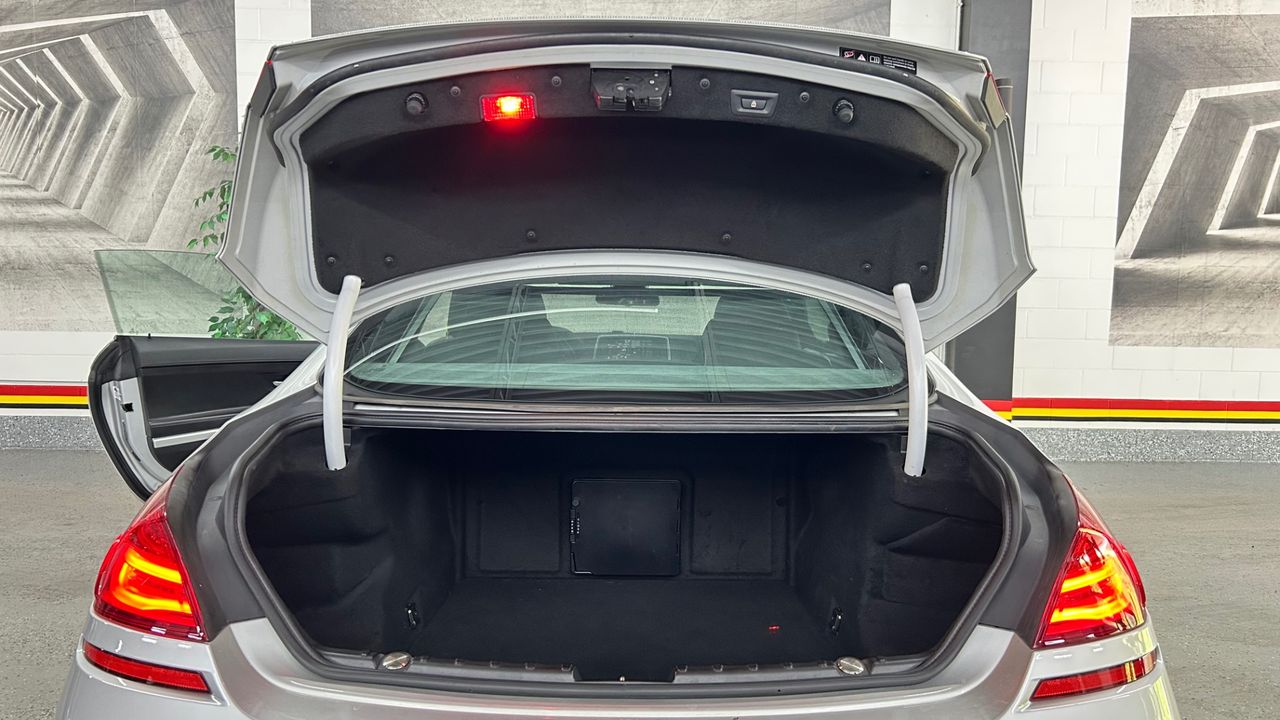 2012 BMW 6 Series