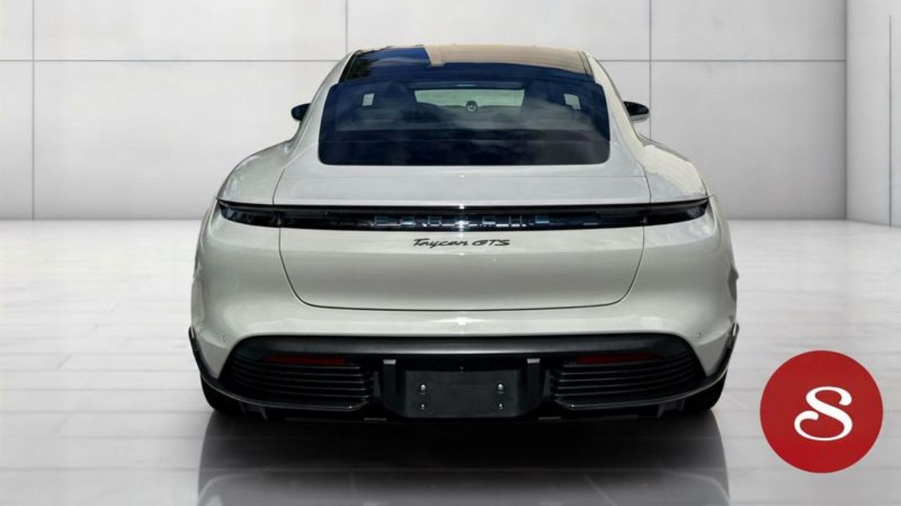 2023 Porsche Taycan