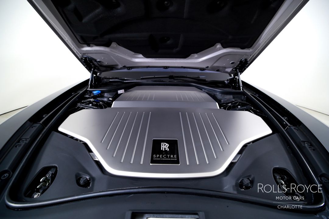 2025 Rolls-Royce Spectre