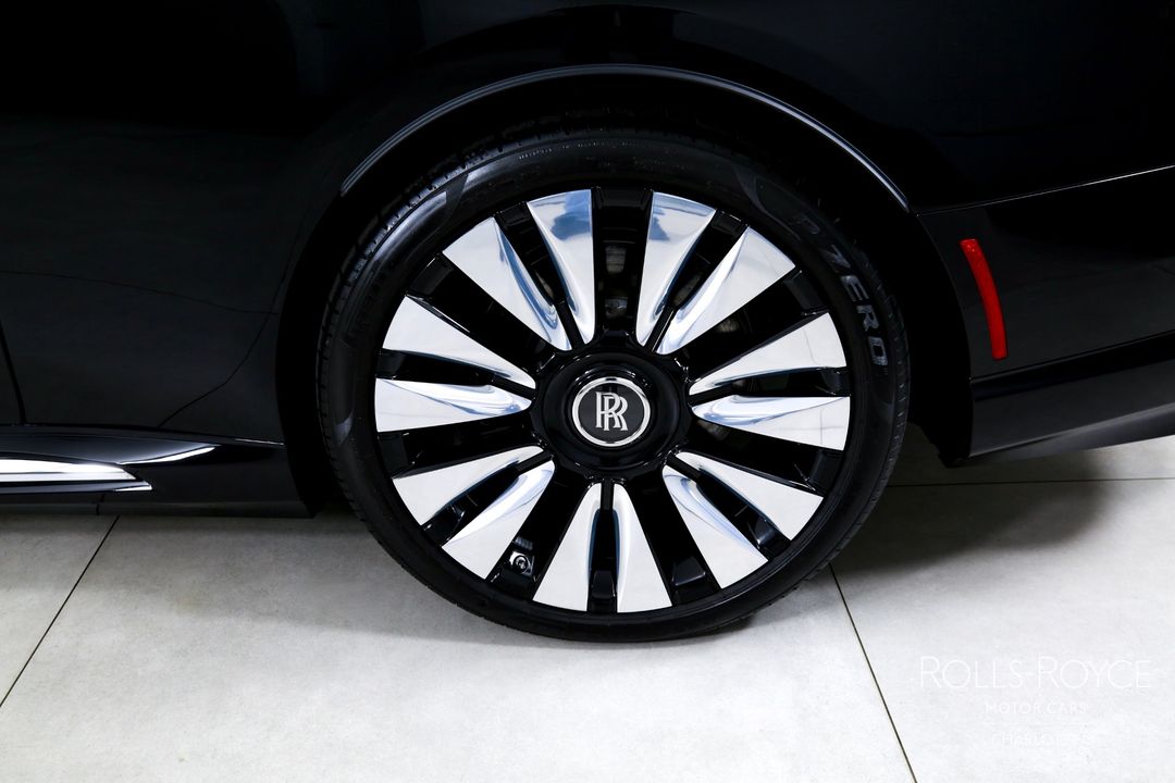 2025 Rolls-Royce Spectre