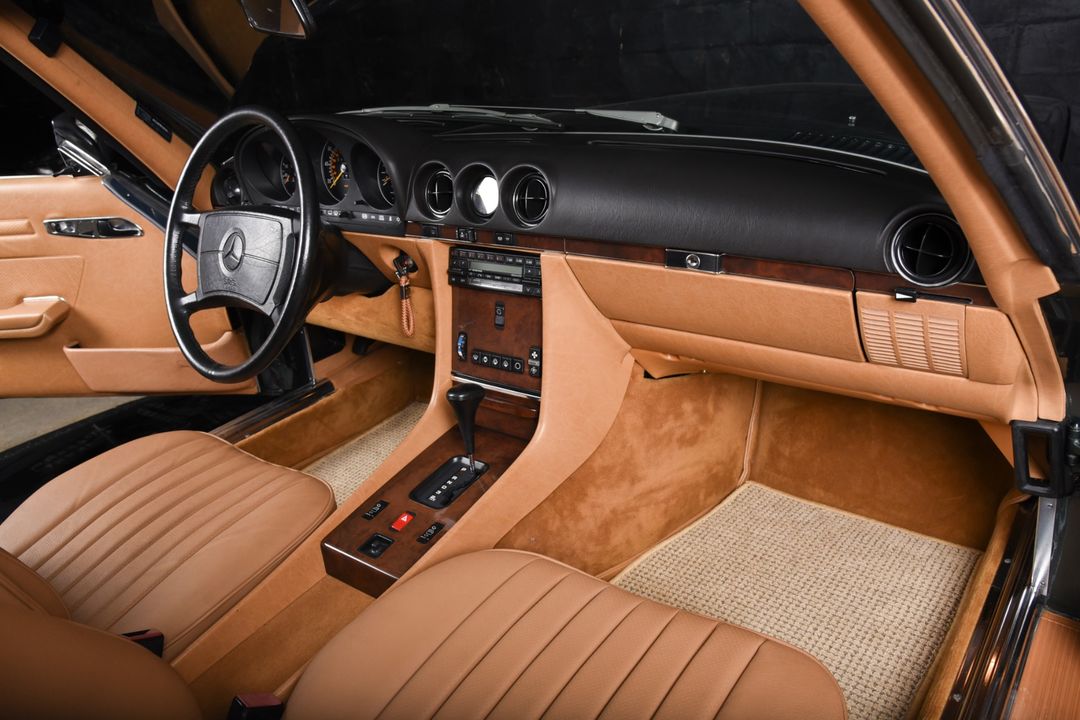 1989 Mercedes-Benz 560-Class