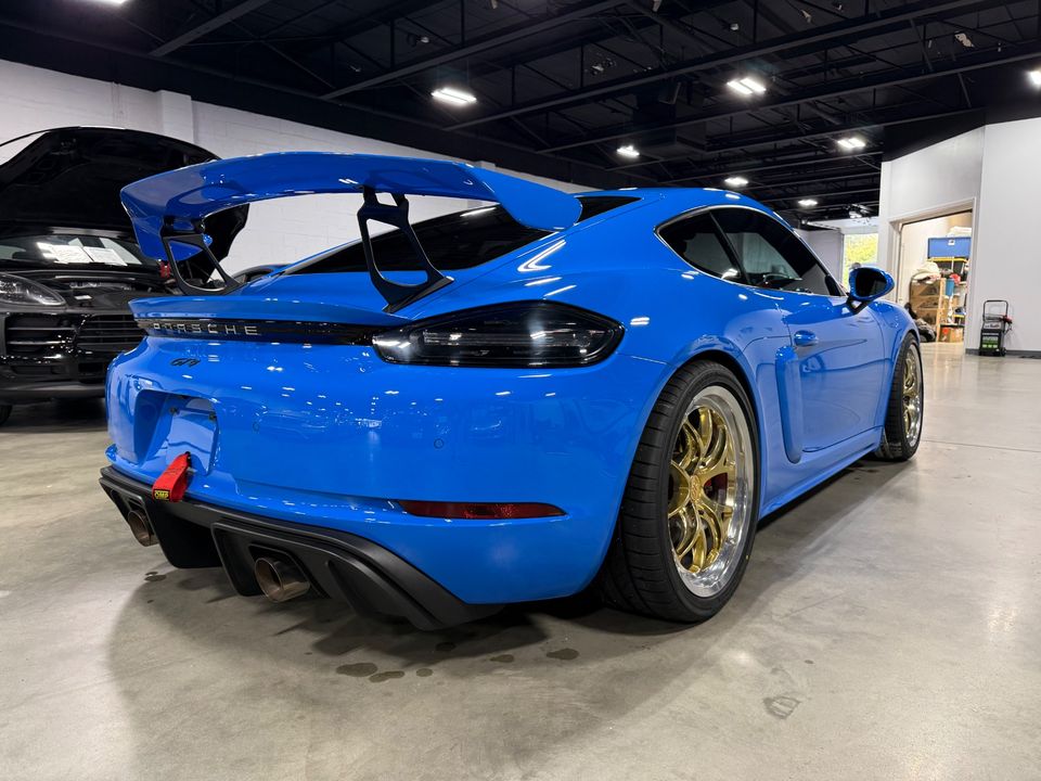 2022 PORSCHE 718 CAYMAN