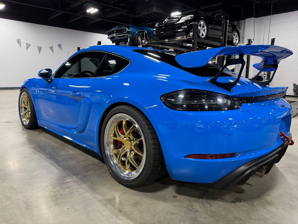 2022 PORSCHE 718 CAYMAN