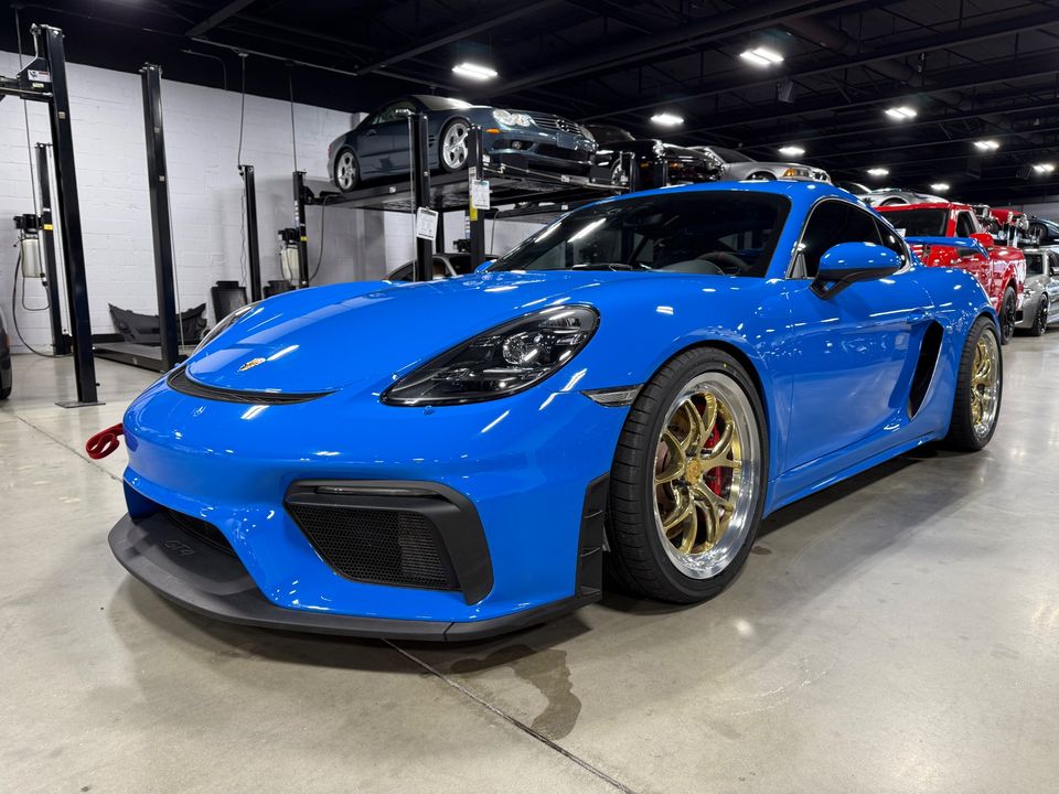 2022 PORSCHE 718 CAYMAN