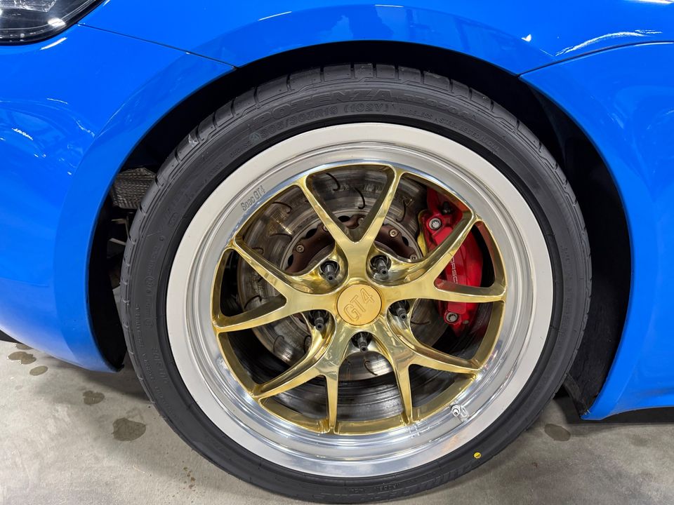 2022 PORSCHE 718 CAYMAN