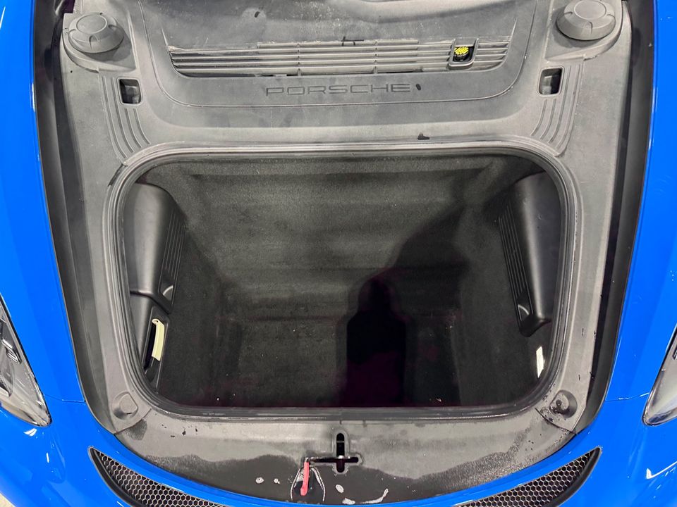 2022 PORSCHE 718 CAYMAN