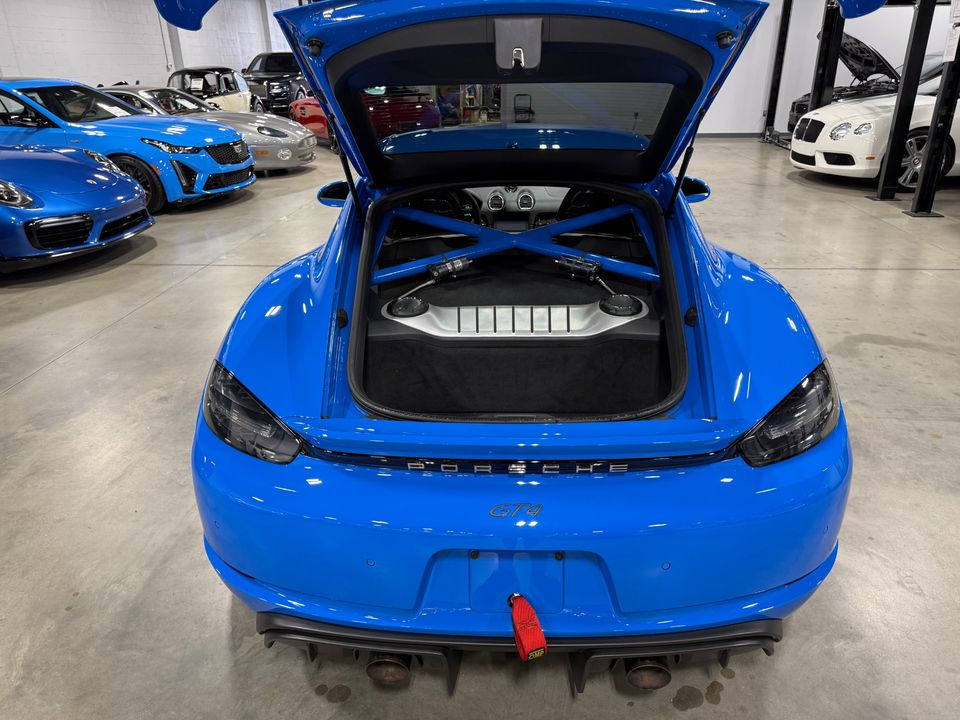 2022 PORSCHE 718 CAYMAN