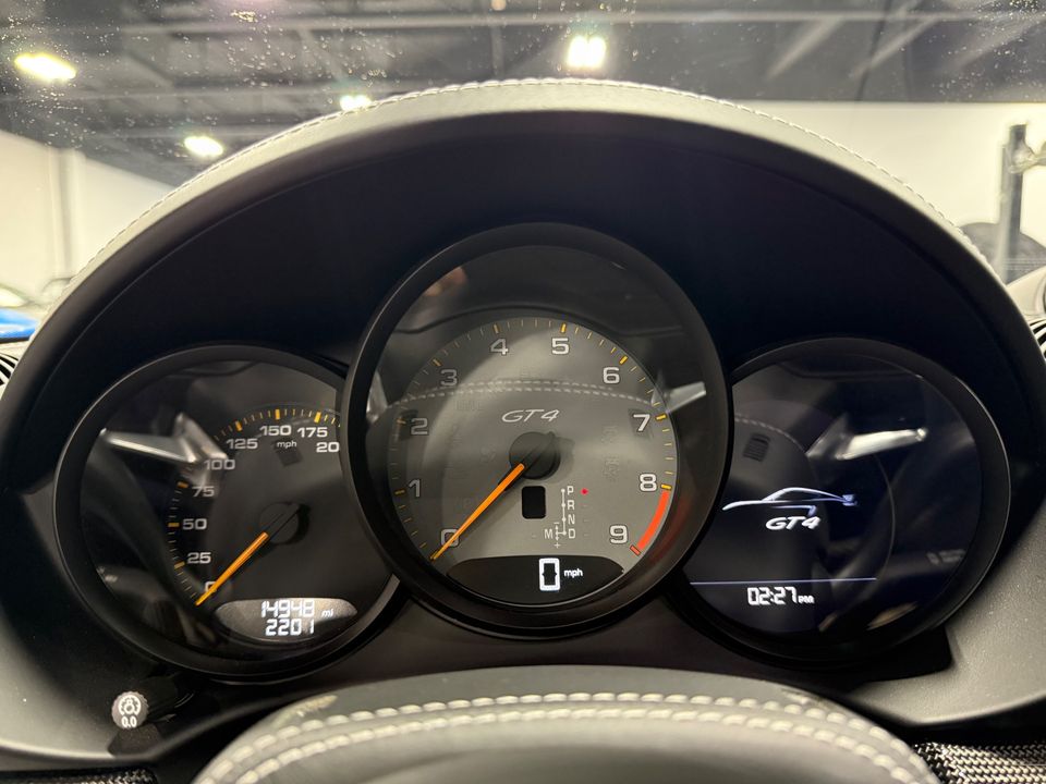 2022 PORSCHE 718 CAYMAN