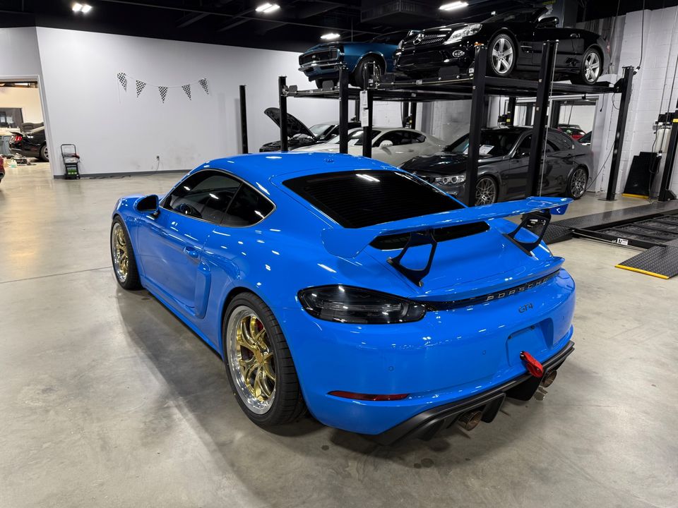 2022 PORSCHE 718 CAYMAN