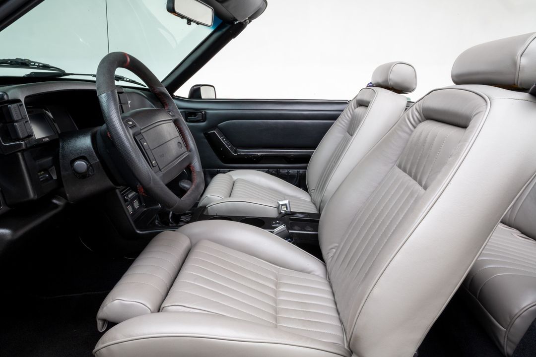 1990 Ford Mustang