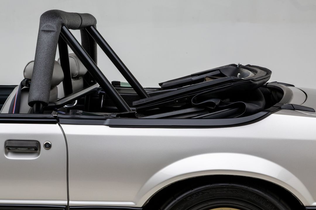 1990 Ford Mustang