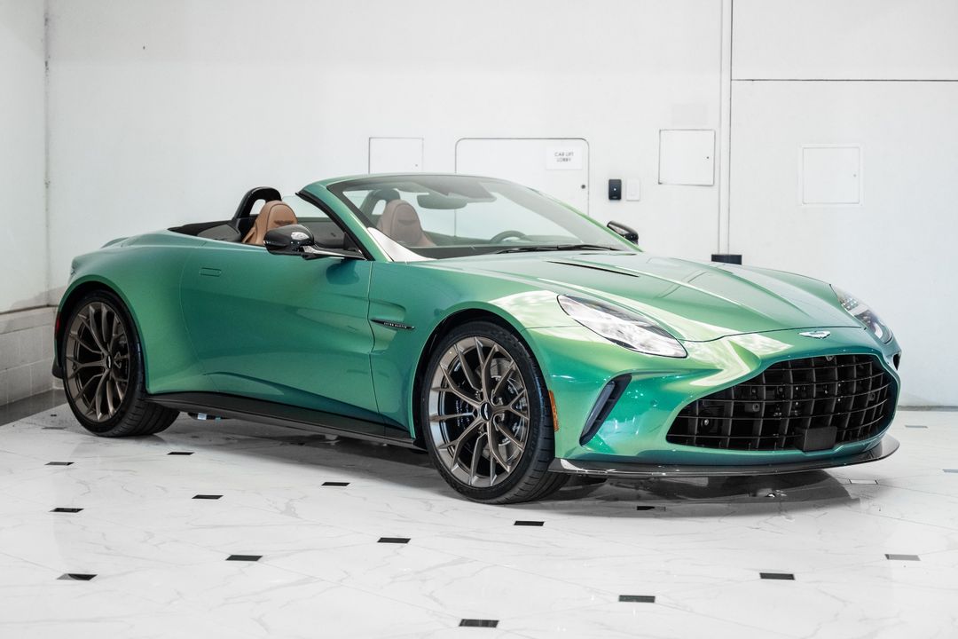 2026 ASTON MARTIN Vantage
