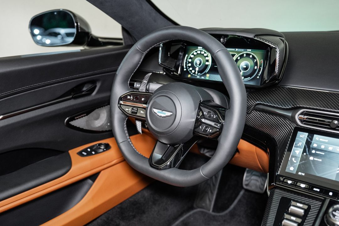 2026 ASTON MARTIN Vantage