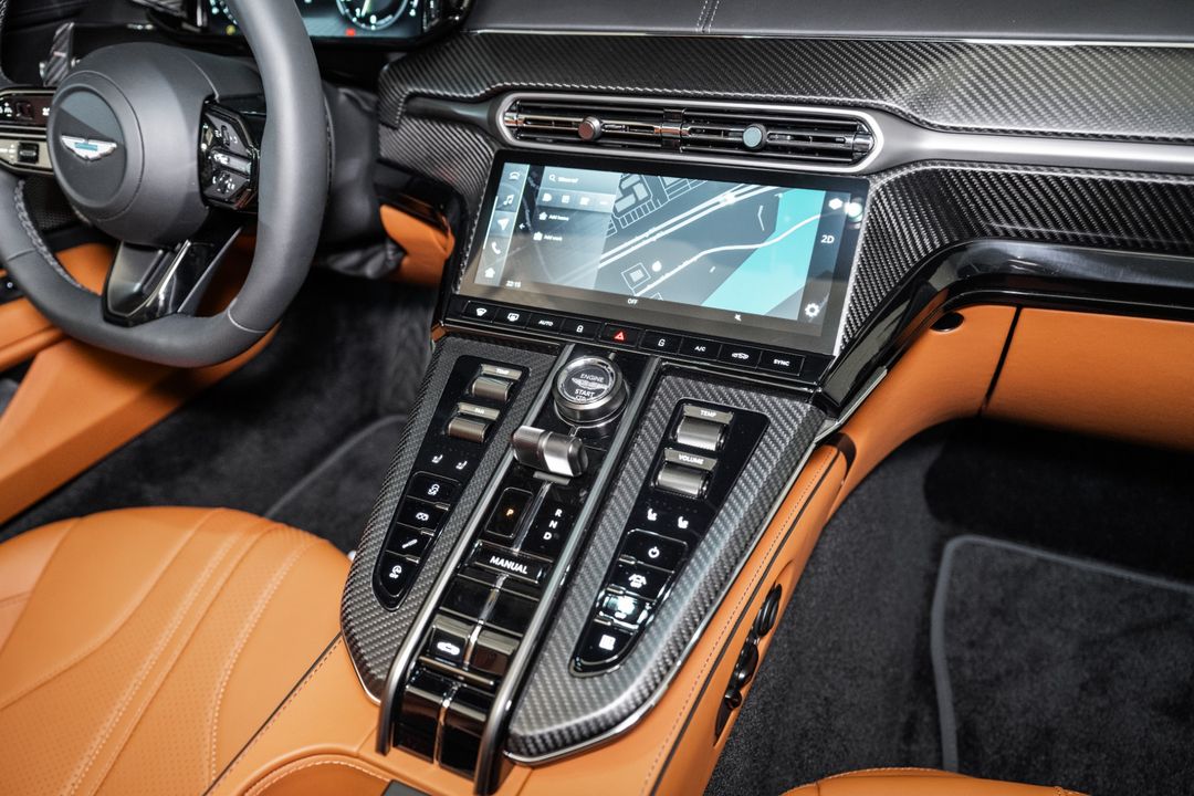 2026 ASTON MARTIN Vantage