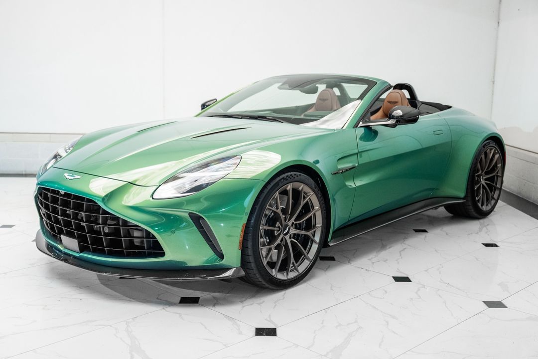 2026 ASTON MARTIN Vantage