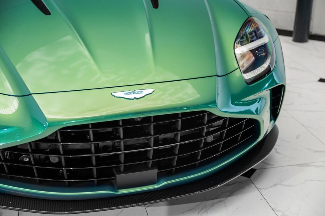 2026 ASTON MARTIN Vantage