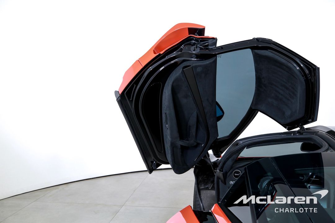 2021 McLaren 765LT