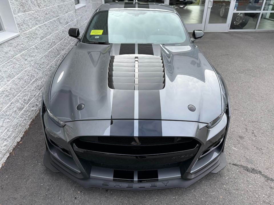 2022 Ford Mustang