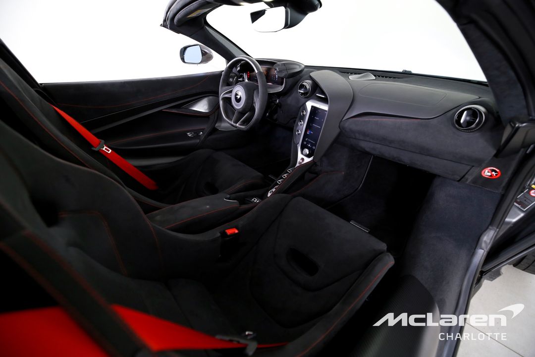 2024 McLaren 750S Spider