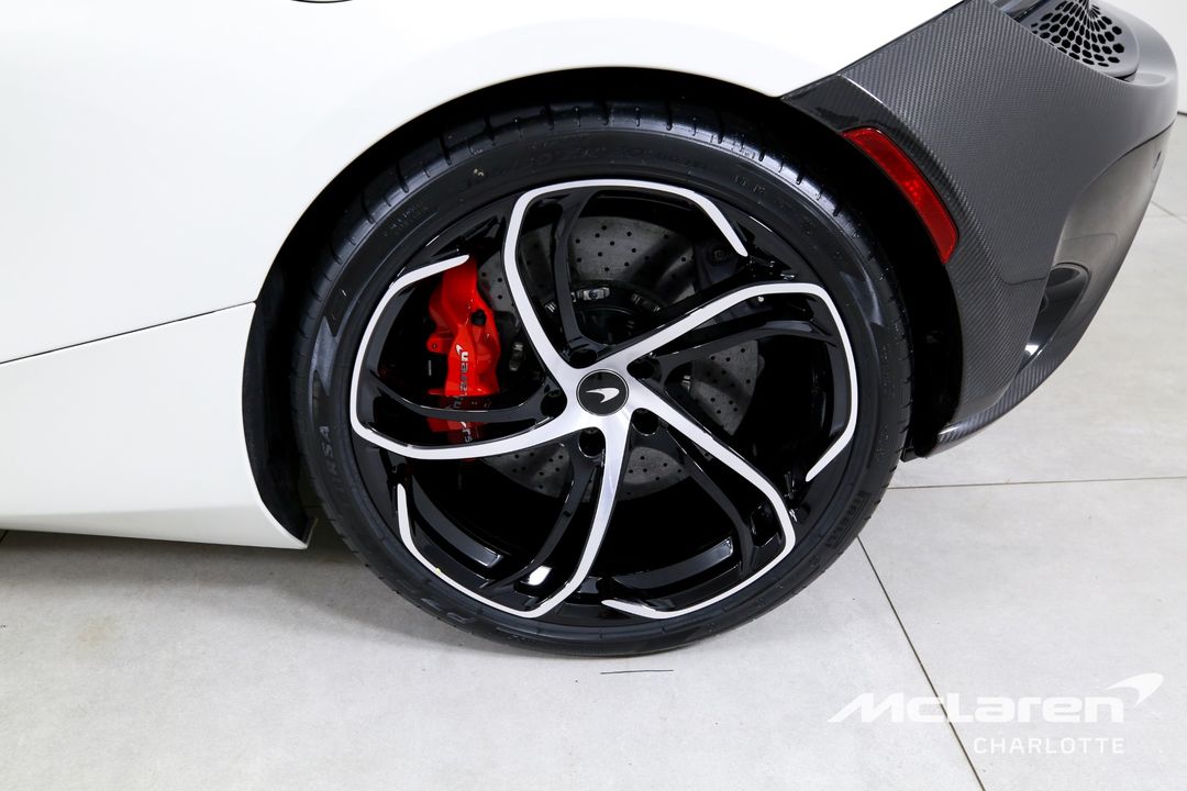 2024 McLaren 750S Spider