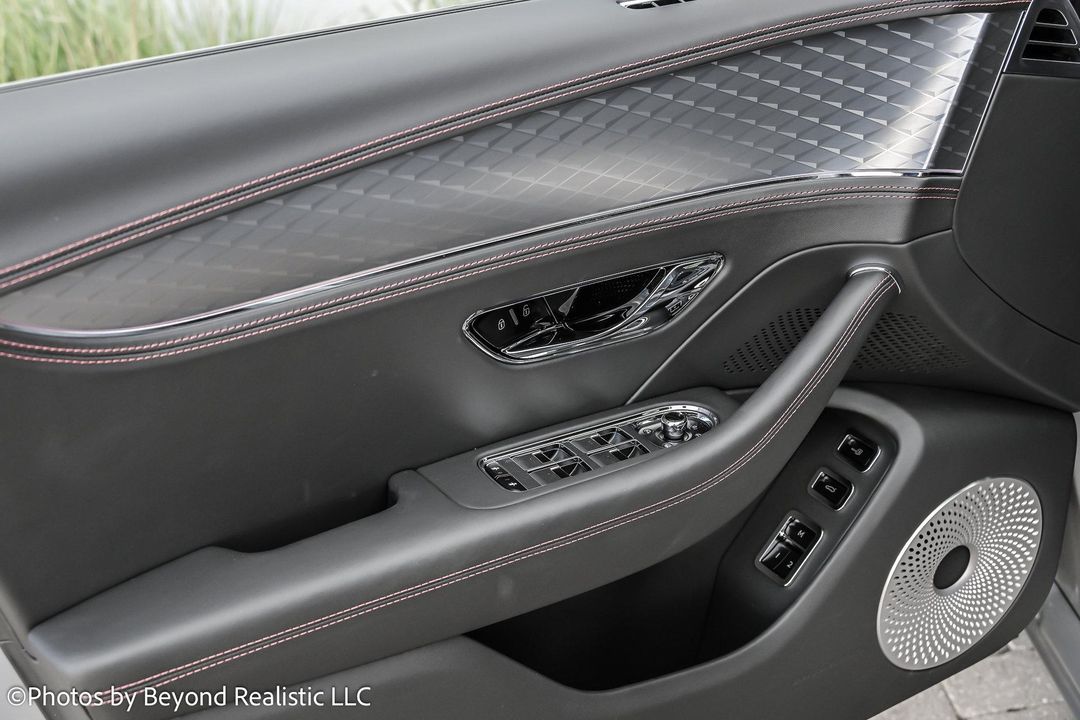 2025 Bentley Flying Spur