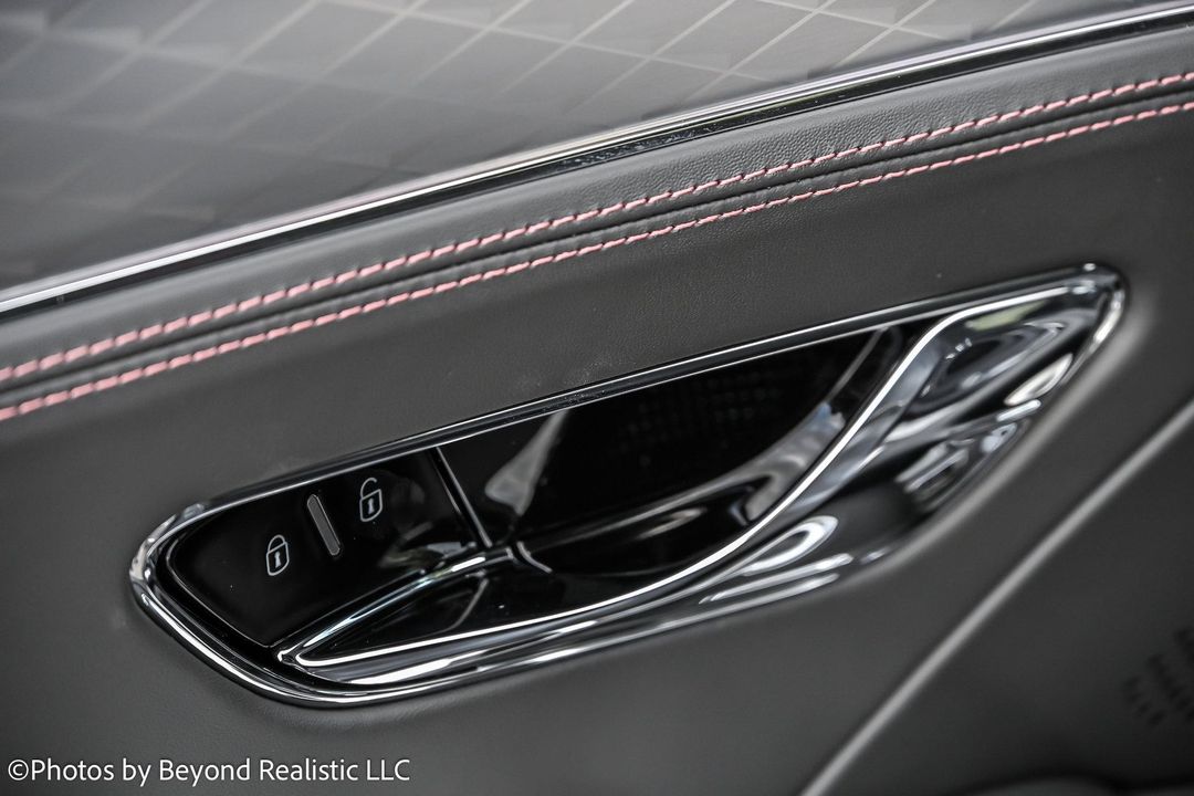 2025 Bentley Flying Spur