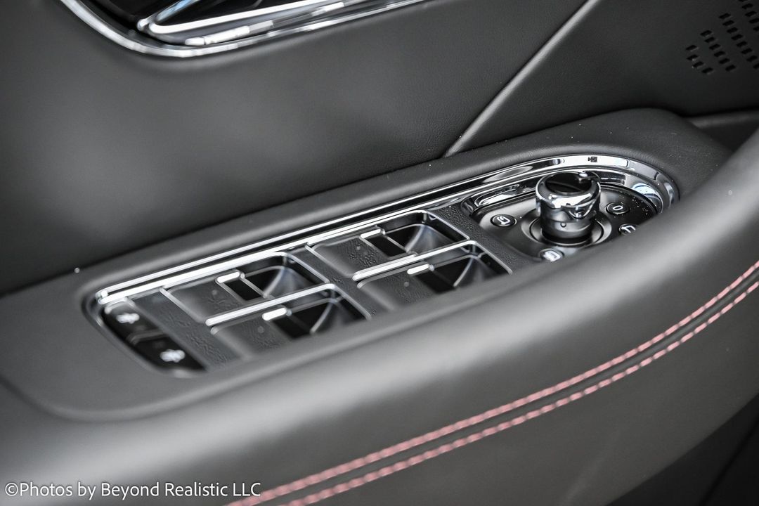 2025 Bentley Flying Spur