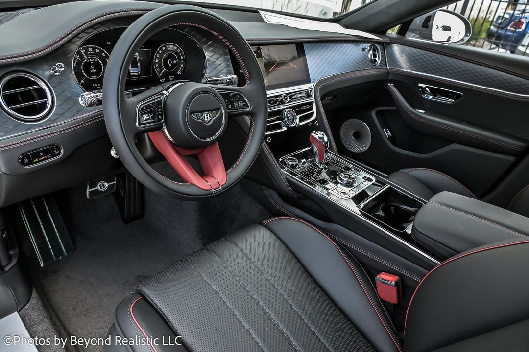 2025 Bentley Flying Spur